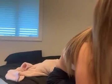 sareandrob – webcam model profile photo Image 3