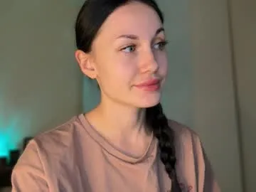 sweett_petite – webcam model profile photo Image 10