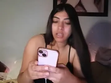 valentinarosexox chat room preview Image 5