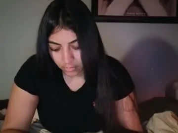 valentinarosexox chat room preview Image 6