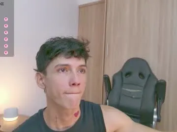 emmahenderson chat room preview Image 5