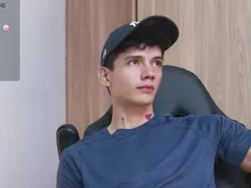 emmahenderson chat room preview Image 6