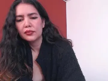 KateRay – webcam model profile photo Image 15