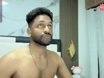 sareandrob – webcam model profile photo Image 13