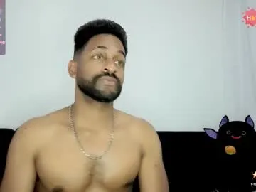 sareandrob – webcam model profile photo Image 16