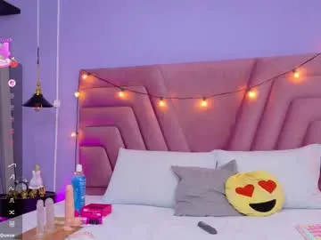 oops_my_english – webcam model profile photo Image 9