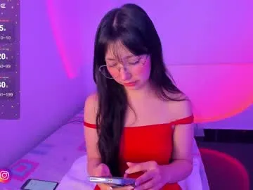 bella_hayes chat room preview Image 5