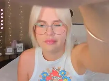 emilyevans7 – webcam model profile photo Image 6