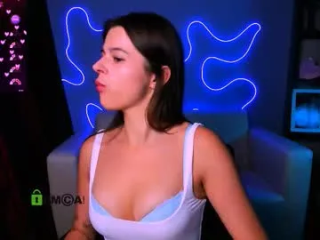 slutty_asian – webcam model profile photo Image 13