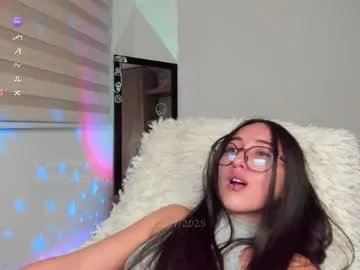 sareandrob – webcam model profile photo Image 4