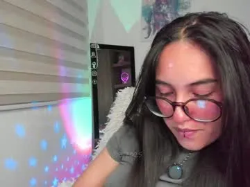 sareandrob – webcam model profile photo Image 8