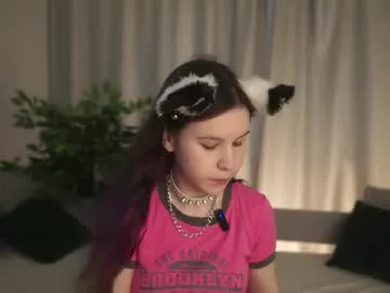 lila_cohen – webcam model profile photo Image 9