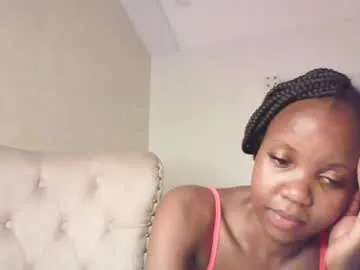 sareandrob – webcam model profile photo Image 12