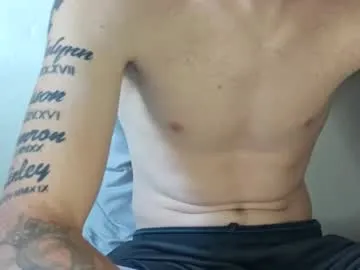 sareandrob – webcam model profile photo Image 11