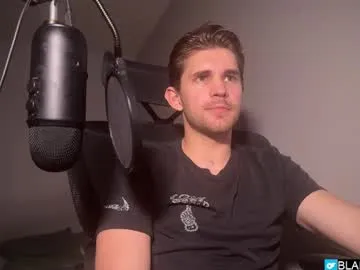 Blonde_sexy21 – webcam model profile photo Image 4