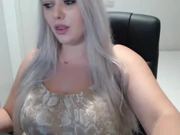 sanata_james chat room preview Image 15