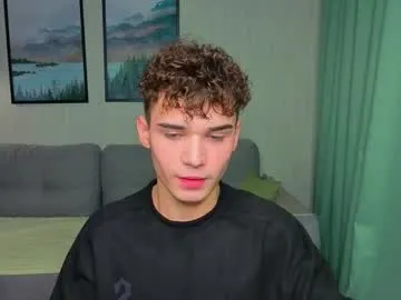 chloe_guidry – webcam model profile photo Image 17