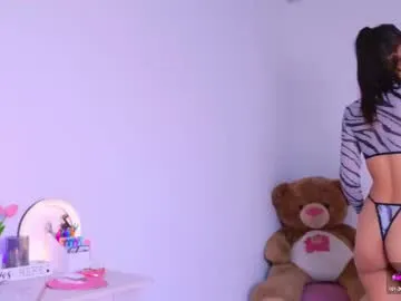 sigmasian – webcam model profile photo Image 10