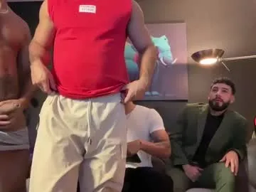 uwuxo – webcam model profile photo Image 2