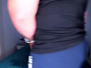 thifa2x – webcam model profile photo Image 9