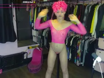 superbdolls chat room preview Image 17