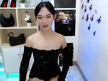 little_effy18_ chat room preview Image 4