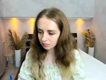 tiffy_fox – webcam model profile photo Image 2