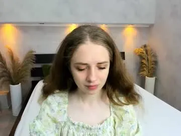 tiffy_fox – webcam model profile photo Image 3