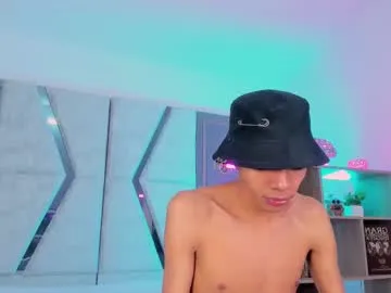 sareandrob – webcam model profile photo Image 10