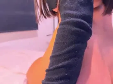 ava_delightt – webcam model profile photo Image 3