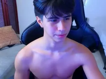 little_effy18_ chat room preview Image 17