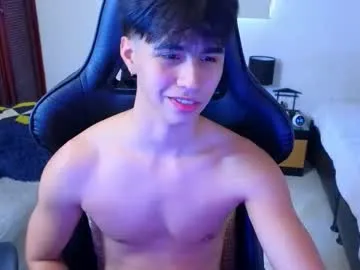 little_effy18_ chat room preview Image 18