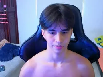 little_effy18_ chat room preview Image 5