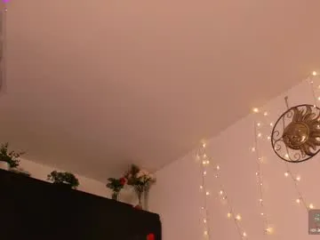 sareandrob – webcam model profile photo Image 4