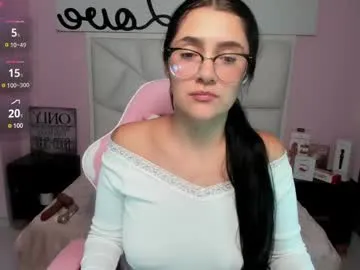 little_effy18_ chat room preview Image 7