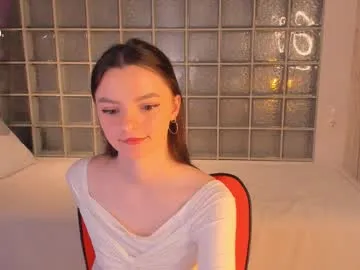 caseykissing Image 2