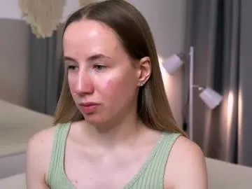 aliakai – webcam model profile photo Image 16