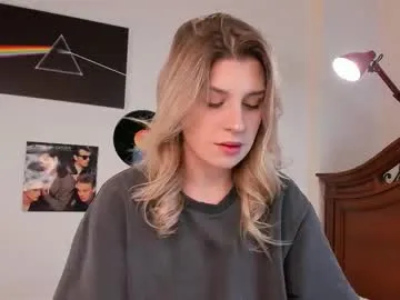 cassieholland Image 3
