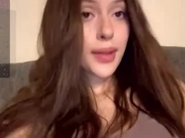 little_effy18_ chat room preview Image 12