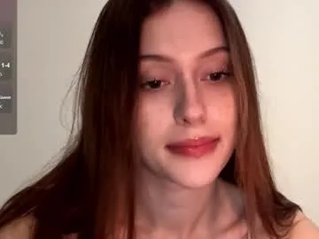 little_effy18_ chat room preview Image 3