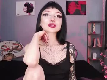 cati_petite Image 19