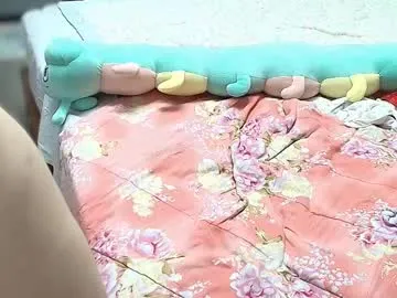 bright_diamonds_054 – webcam model profile photo Image 11