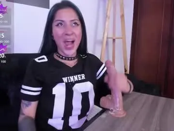 adreeaperez1 – webcam model profile photo Image 18