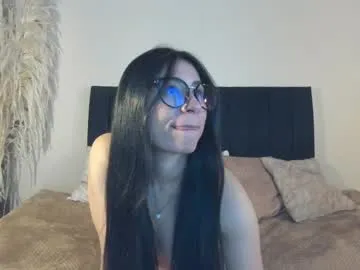 faplex – webcam model profile photo Image 5