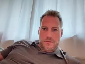 sweeety_pie – webcam model profile photo Image 11