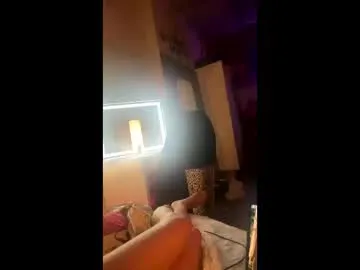 karlaowliam – webcam model profile photo Image 9