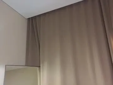 SunnyBlush – webcam model profile photo Image 9