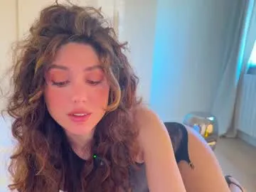 fishtgirlworld chat room preview Image 3