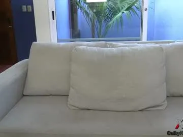 angellspartner – webcam model profile photo Image 7