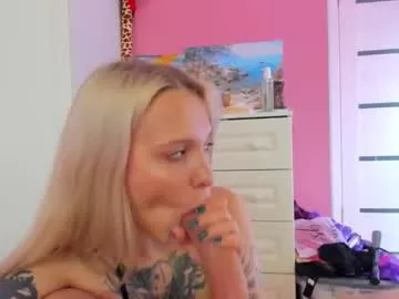 kelley_n_danny – webcam model profile photo Image 5